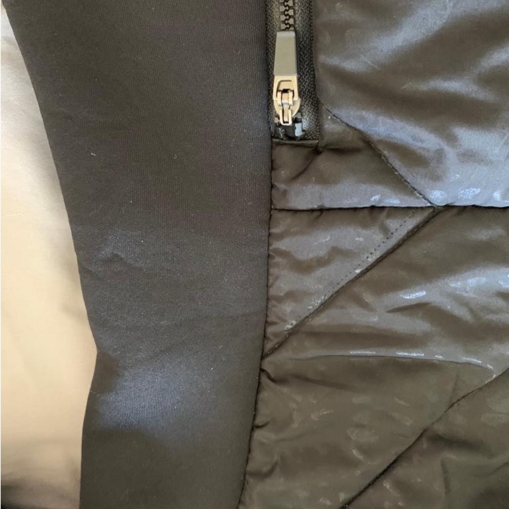 Fabletics women’s jacket - Picture 3 of 10